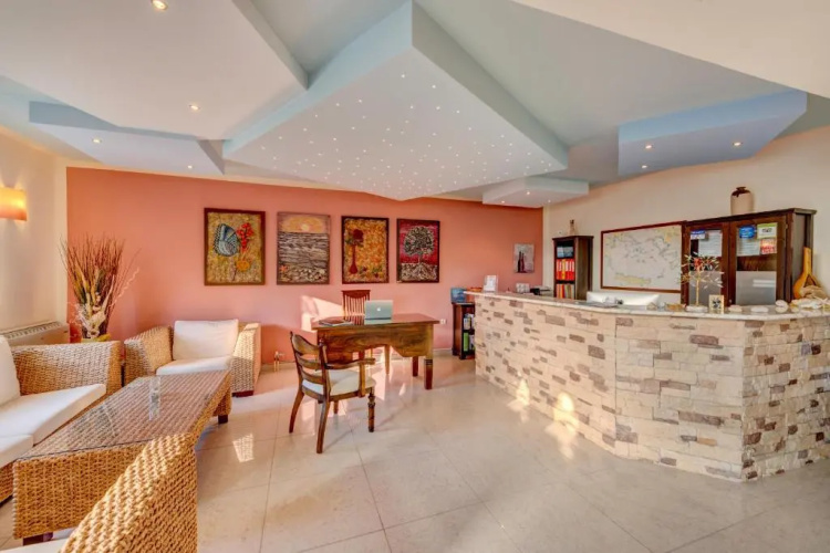 Sunrise Beach Suites