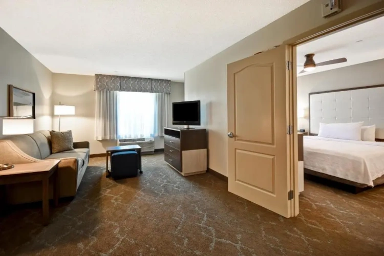 2 Bedrooms Suite