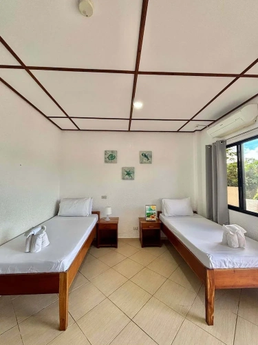 Standard Twin room with balcony