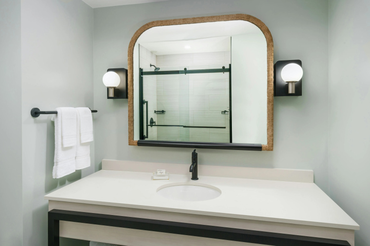 Holiday Inn Resort Wilmington E-Wrightsville Beach photo 11