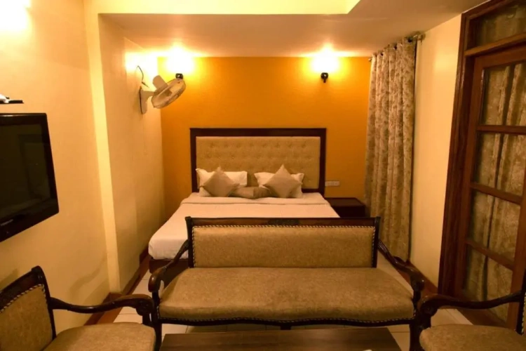 Standard Family room