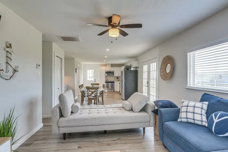 Walk to Sand: Surfside Beach Getaway w/ Deck