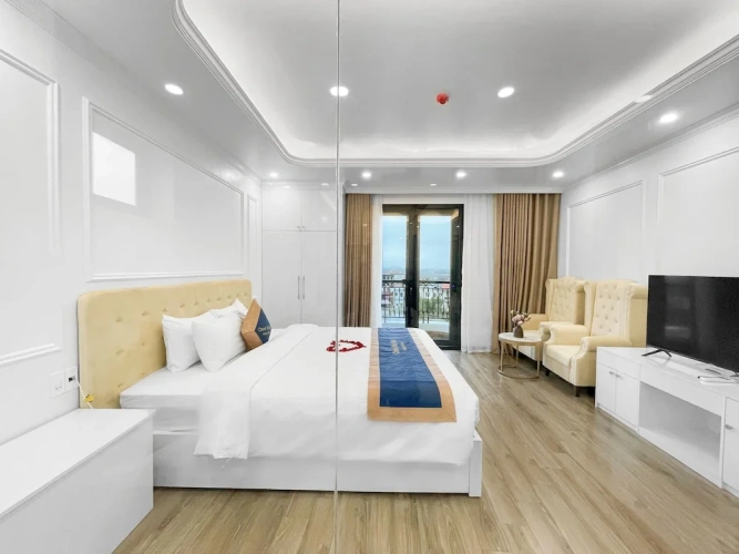 Deluxe Double Suite with balcony