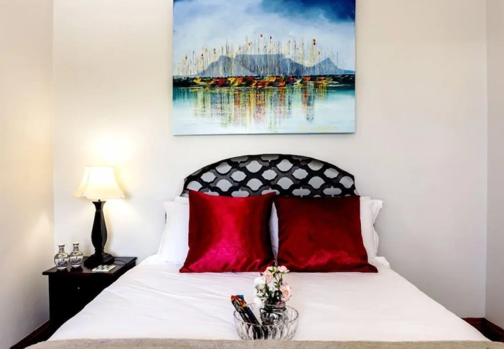 3 Bedrooms Standard Family room with balcony