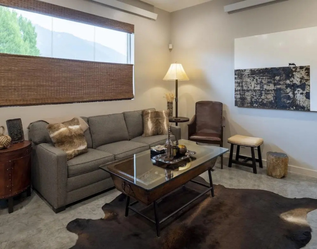 Abode at Penthouse Jackson