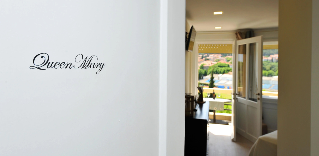 Metropole Luxury Rooms