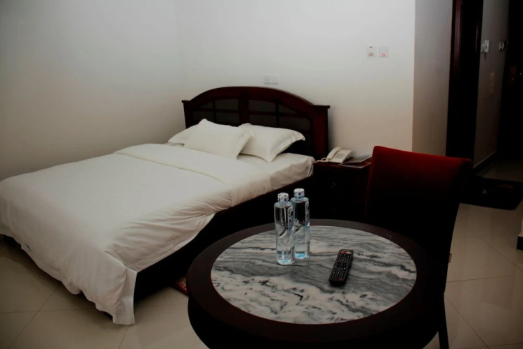 Kenlon Hotel