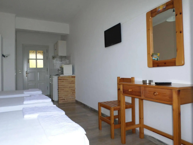 Rising Sun Apartments and Studios