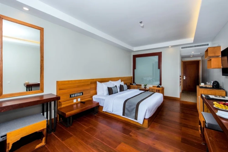Premier room