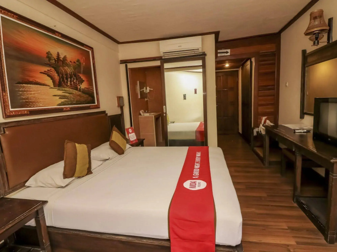 Hotel The Flora Kuta Bali