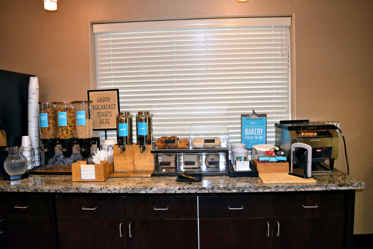Hampton Inn Saskatoon South, SK, Canada photo 32