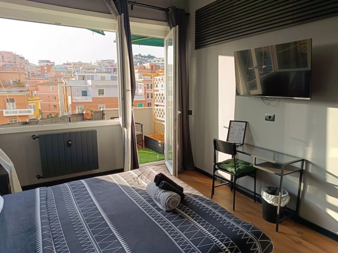 Superior Double room with balcony and with city view