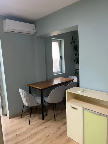 Itan’s apartments