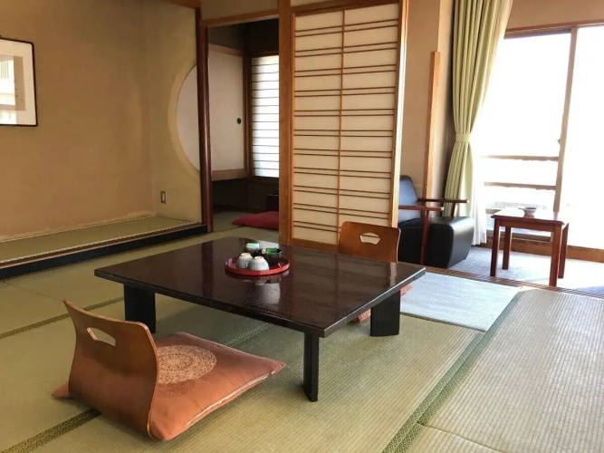 Atami Kinjokan