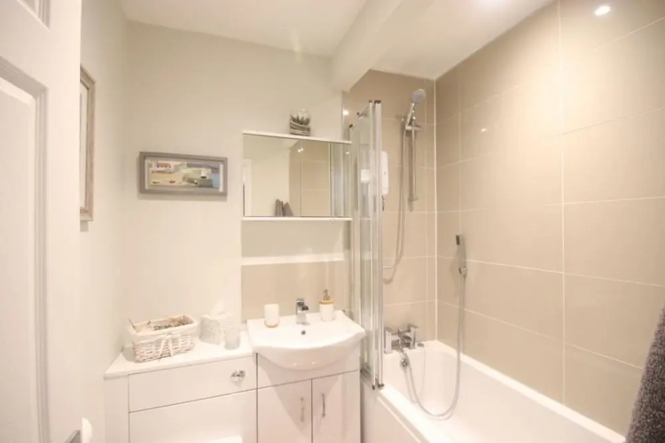 43B Medmerry Park 2 Bedroom Chalet