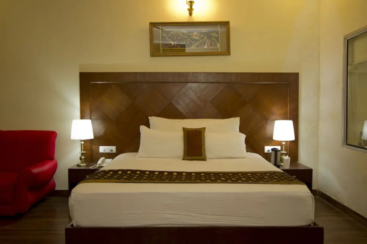 Treebo Kapalin Resorts With Mountain View