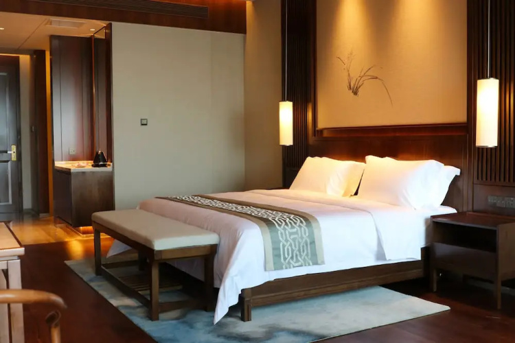 Pingtian Peninsula Hotel