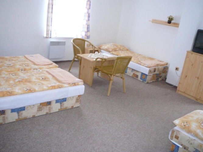 Standard Quadruple room