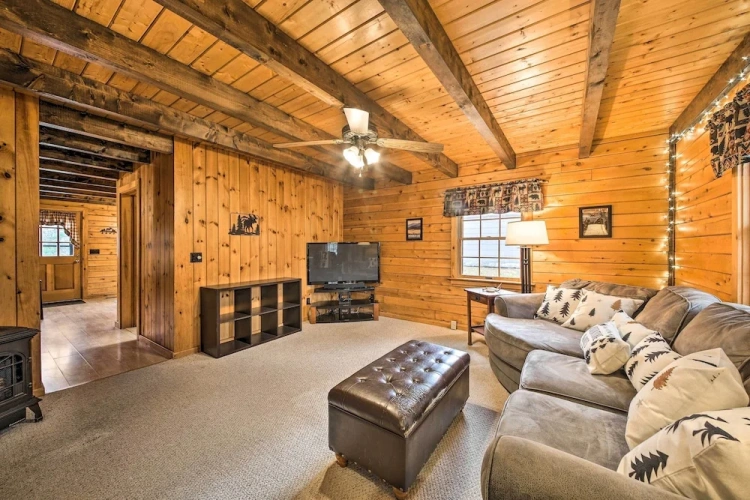3 Bedrooms Cottage