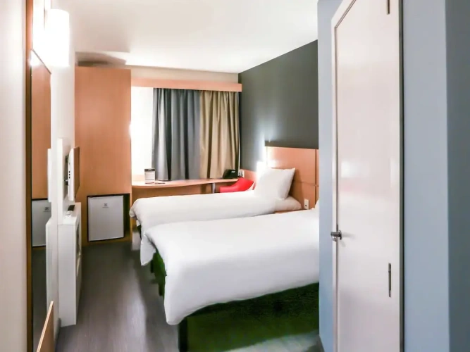 Standard Twin Apartment