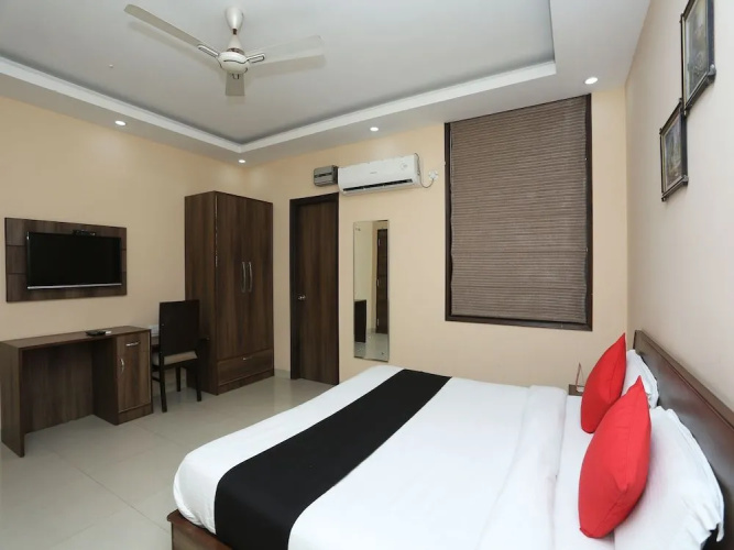 Bilberry Hotel