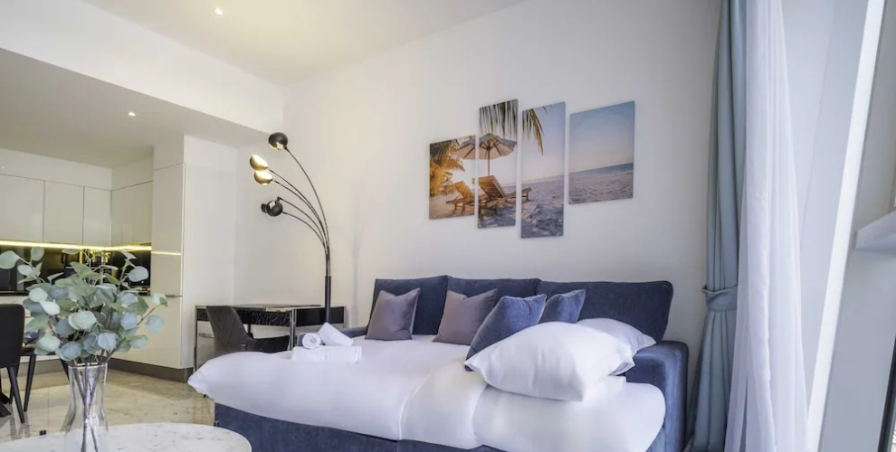 LUX - The Pad Executive Suite 4
