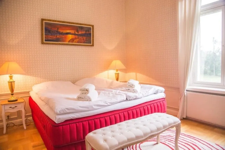 1 Bedroom Suite
