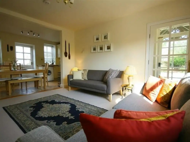 Honeysuckle Cottage