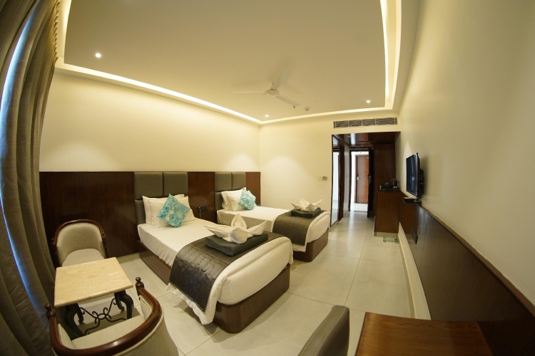 Superior Twin room