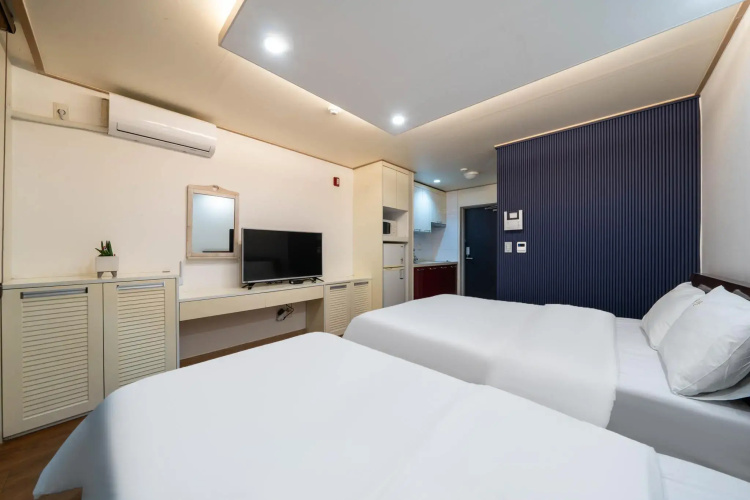 EAN Residence Hotel