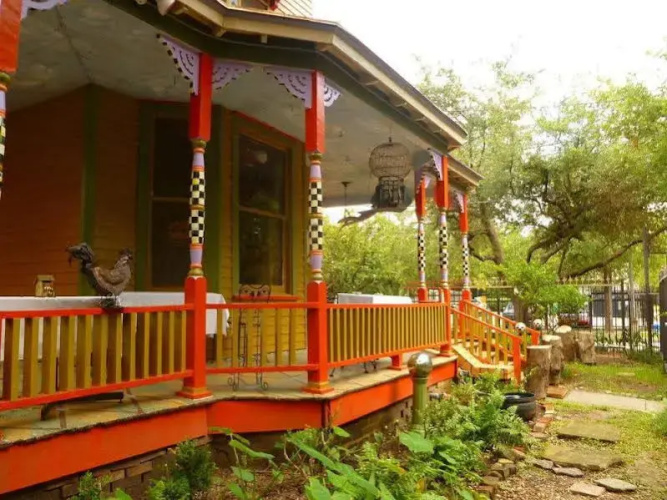Robins Nest Bed and Breakfast Inn