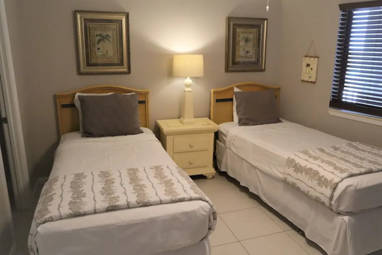 473 Mainsail 2 Bedroom Condo by RedAwning