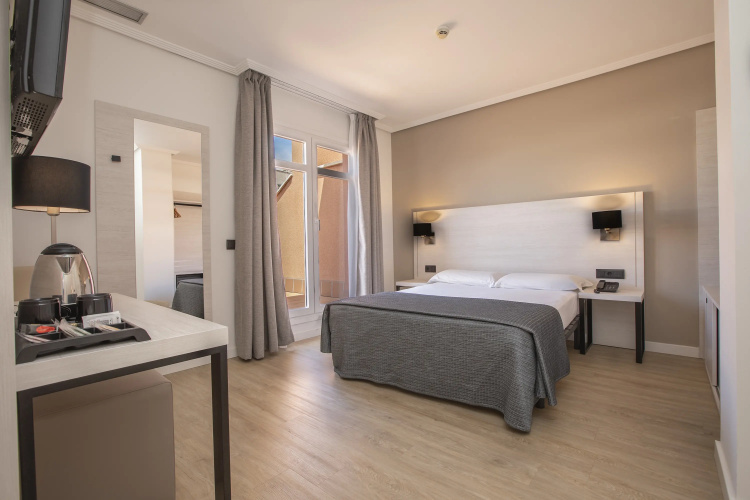 Porcel Ganivet Hotel