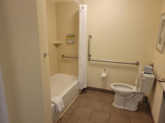 1 Bedroom Suite