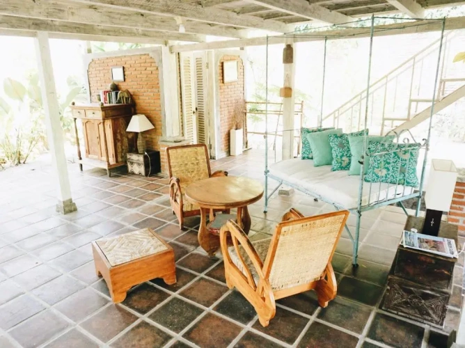 Bungalow