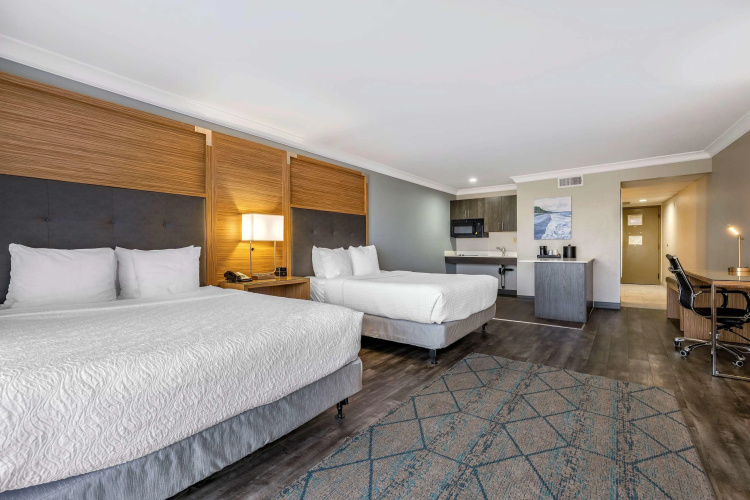 The Encinitan Hotel & Suites