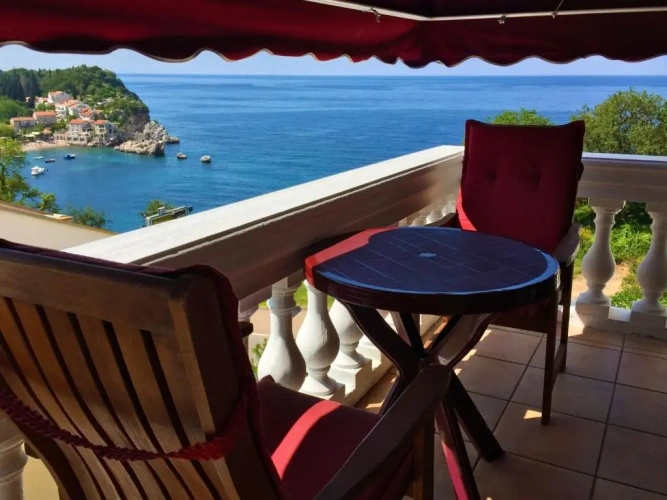 Comfort Double room with balcony and with sea view