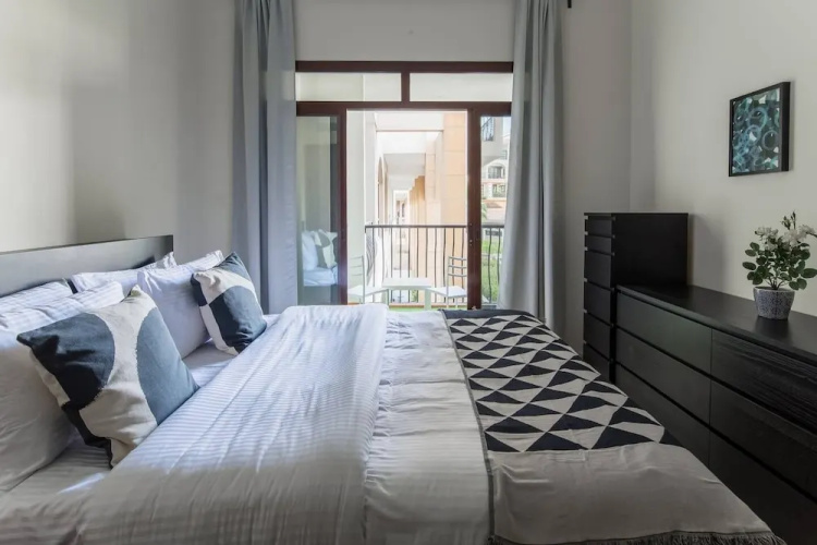 Spacious 1BR in Heart of JVC