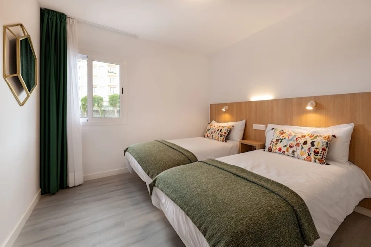 2 Bedrooms Apartment with balcony