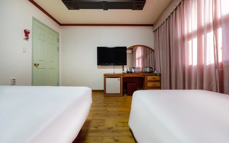 Guest rooms