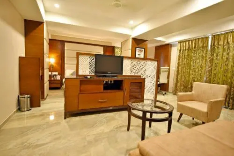 Hotel Amit Park International