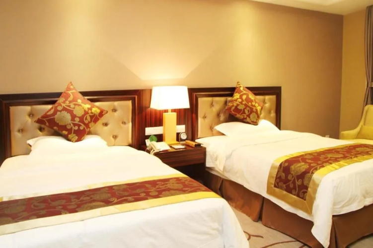 Jinlong Hotel