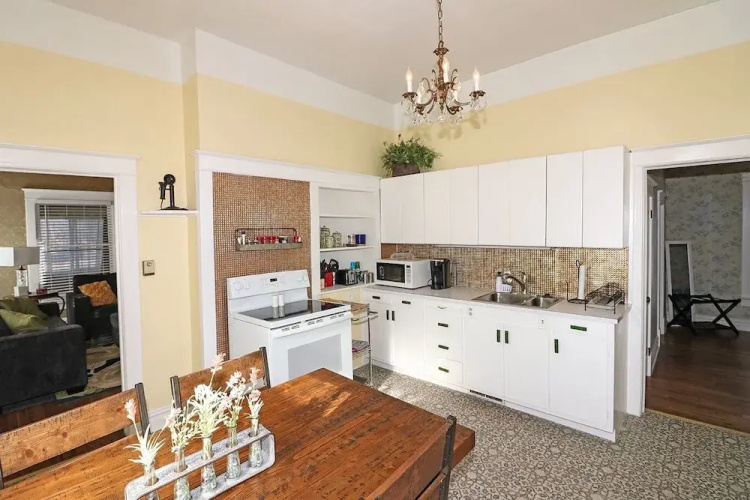 Vintage Parlor 2 Bedroom Home
