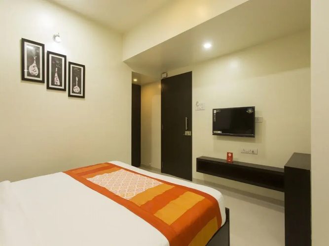 Suyog Inn by OYO Rooms