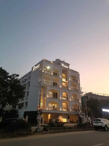 The Altruist Hotel Sec-57