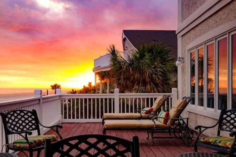 412 Tarpon Blvd