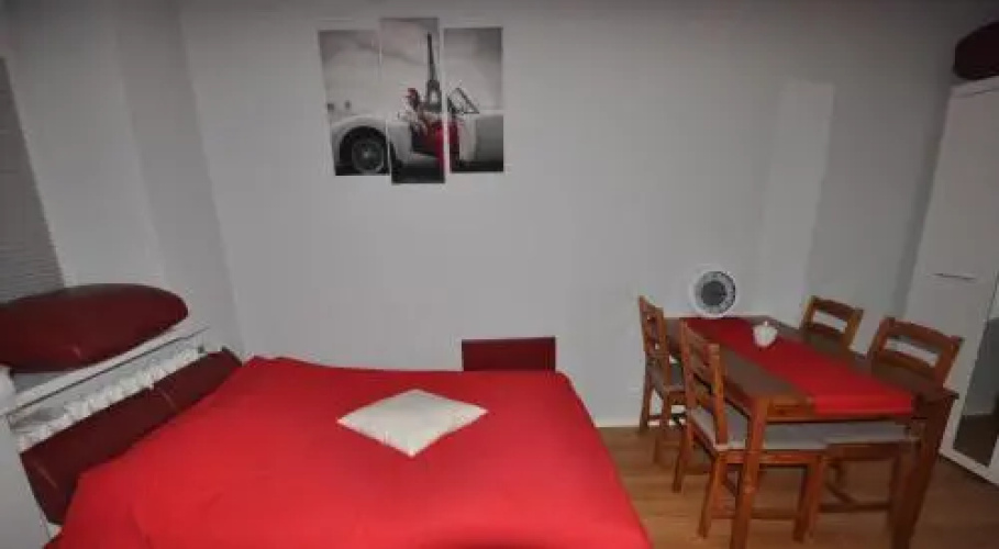 Augusta Apartment