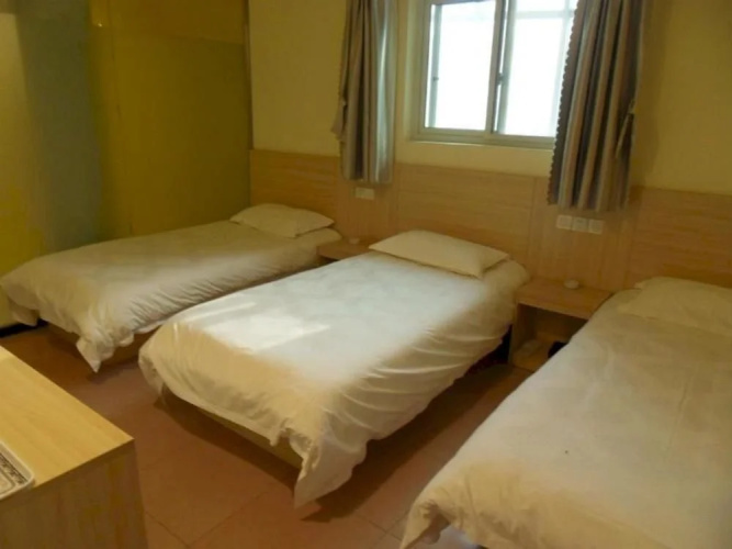 Comfortable Hotels Dezhou Canal