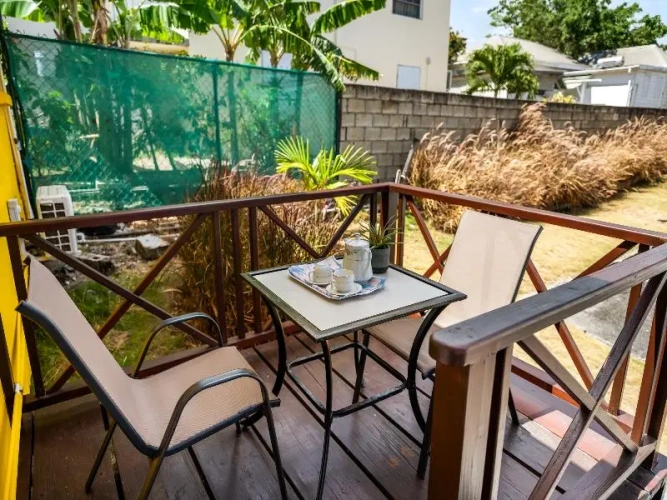 1 Bedroom Apartment with balcony