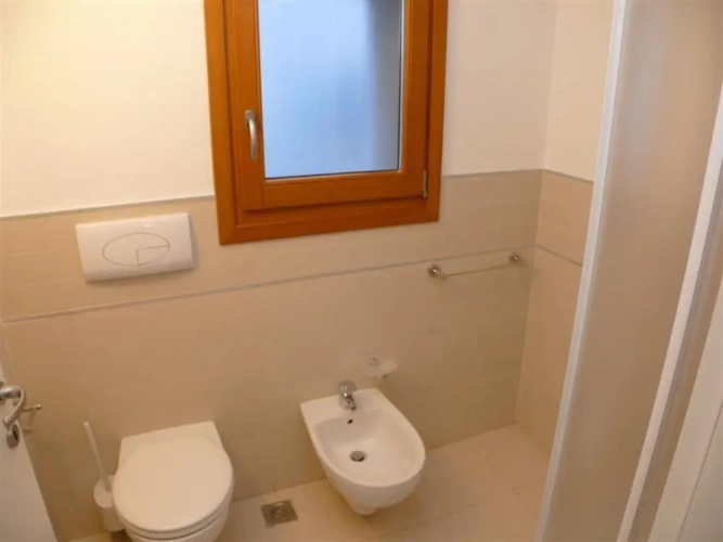 2 Bedrooms Apartment with balcony and with garden view